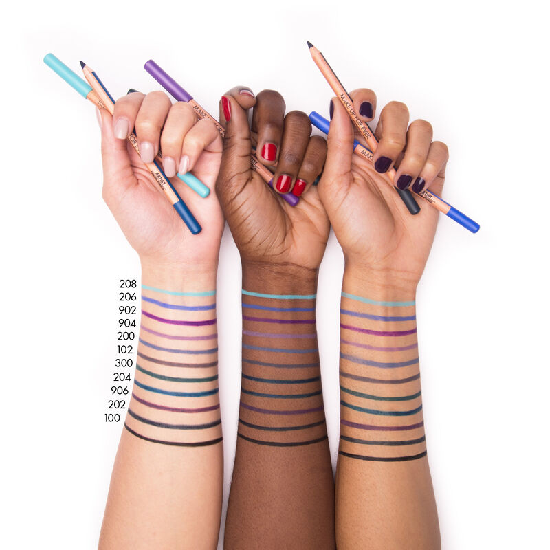 Artist shop color pencil