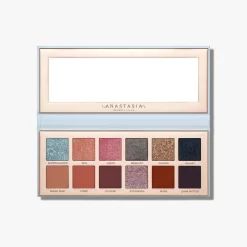 Alternative view of Cosmos Eyeshadow Palette