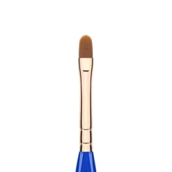 Alternative view of Golden Triangle 540 Precision Liner Brush