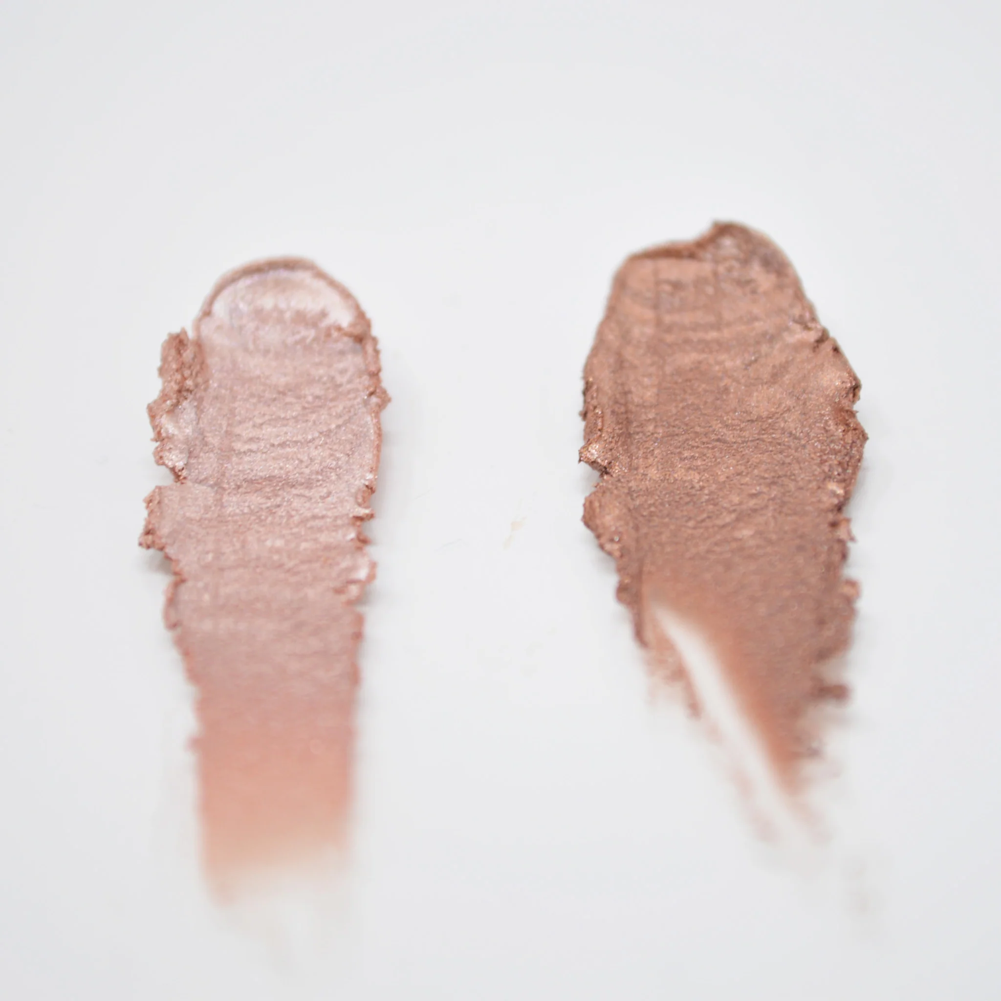 Summer Lights Illuminating Balm - Image 3