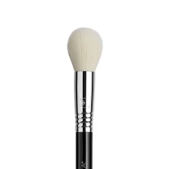 F76 Chiseled Cheek Brush