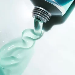 Alternative view of O² Calming Gel Mini