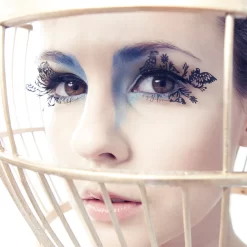 Alternative view of Birds Paper Lashes