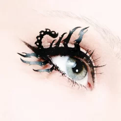 Alternative view of Scorpion Paper Lashes