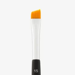 Alternative view of Brush 15 - Mini Angled Brush