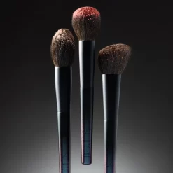 Alternative view of Artistique Highlight Brush
