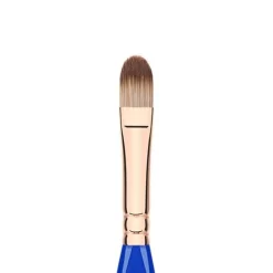 Alternative view of Golden Triangle 937 Bold Concealer Brush