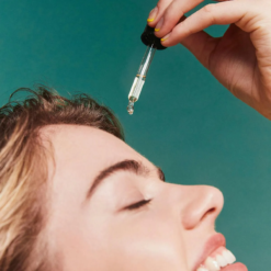 Alternative view of Overnight Detox Oil