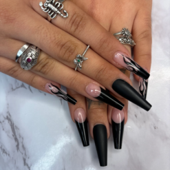 Alternative view of Press On Nails - Slayed