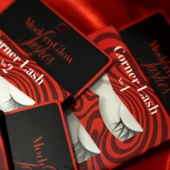 Alternative view of Corner Lash #1