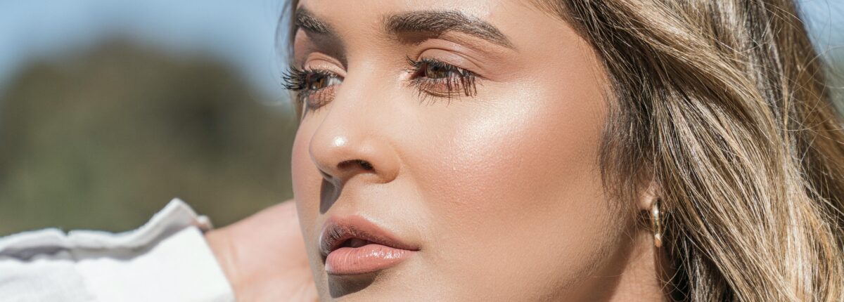 makeup natural sun light