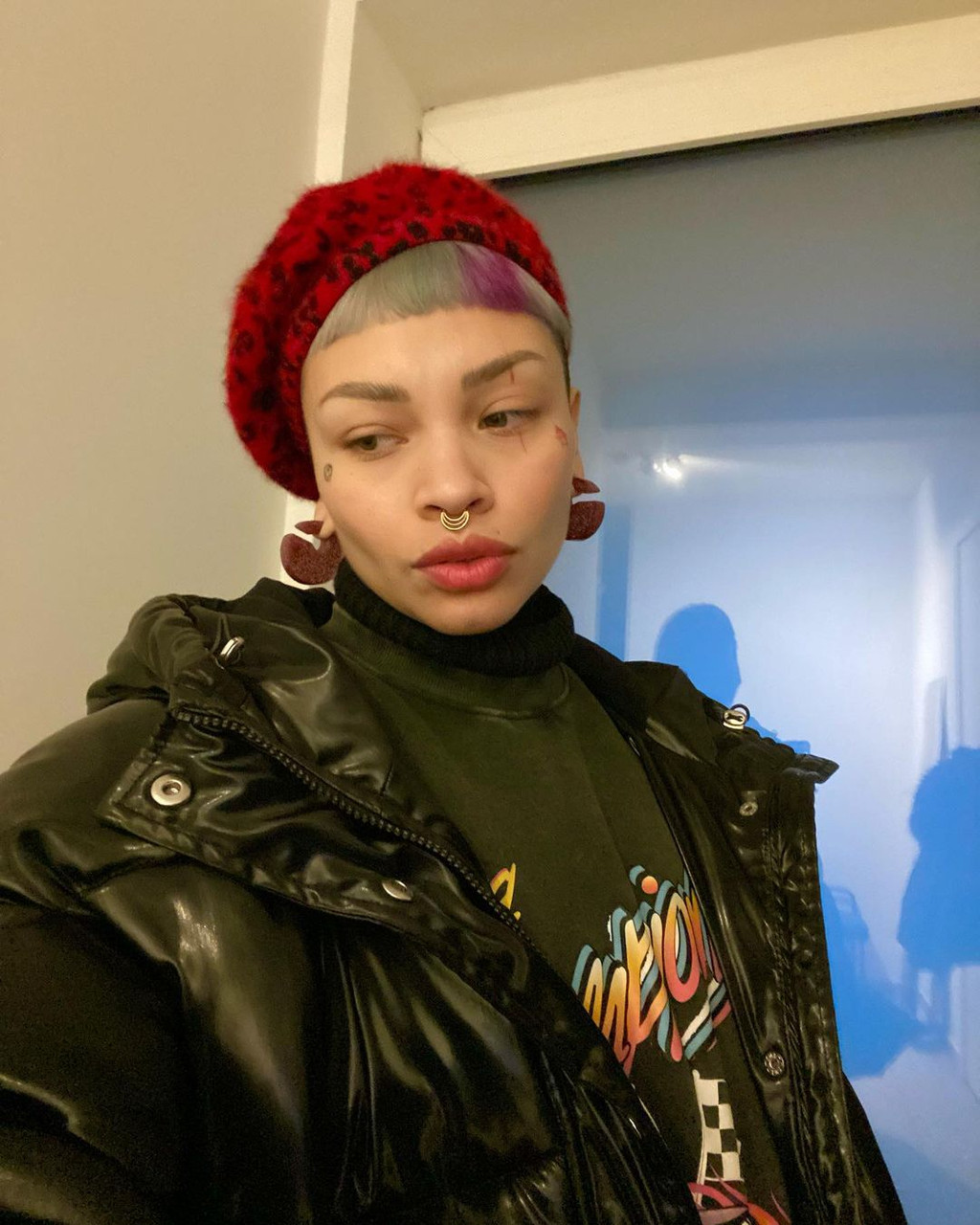 Semi Permanent Hair Dye - 69 Graphite - Image 6