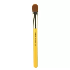 Studio 946 Firm Foundation Brush