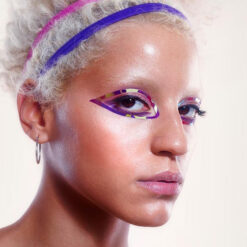 Alternative view of Eye Hugs Dazzle